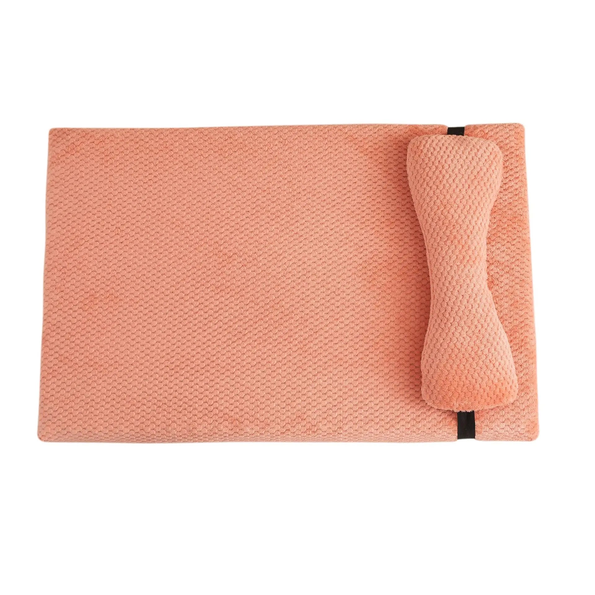 Le Repos – Matelas en peluche avec coussin intégré pour chien